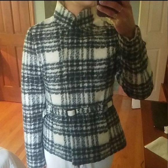 Banana Republic 100% Wool Plaid Belted Fall Winter Jacket Coat Size XL. - Picture 4 of 15